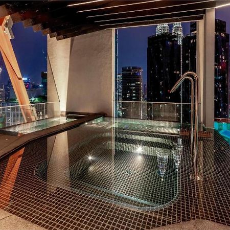 Scarletz Suites Klcc, Travelet Куала-Лумпур Екстер'єр фото